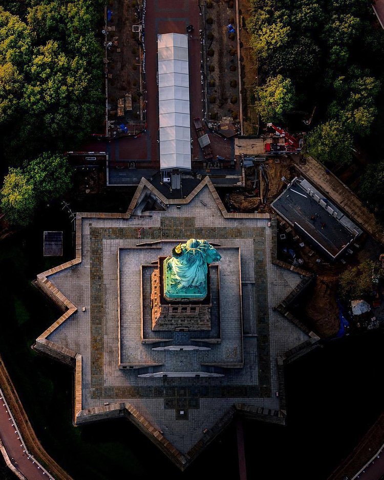 Statue of Liberty, New York, New York. Photo via @killianmoore #viewingnyc #newyork #newyorkcity #nyc #statueofliberty