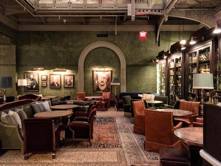 Rugs on rugs on rugs @thebeekmanny #thebeekman #financialdistrict