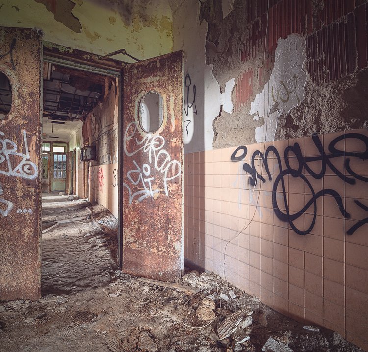 There’s little to suggest the building was used exclusively as a children’s hospital in its last years of operation.