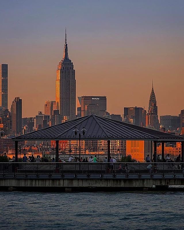 New York, New York. Photo via @zura.nyc #viewingnyc #newyorkcity #newyork