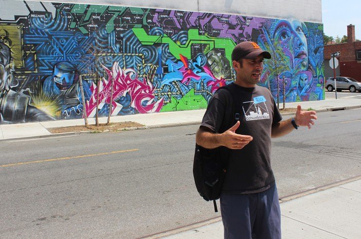 Rich Garr of Gotham SideWalks leads a tour through Gowanus.