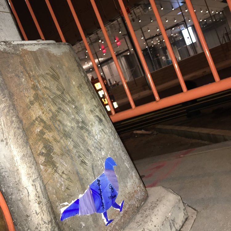 Pigeon 47 - Gansevoort St. @whitneymuseum #pigeon #whitneymuseum #meatpackingdistrict #nyc #original #glass #art #streetart #streetlight #nycstreetart #thestreetsofnyc #underconstruction #grafitti #wheatpaste #urban #oneofakind #design #streetlightpigeon #gbpigeonnyc #gbwashere