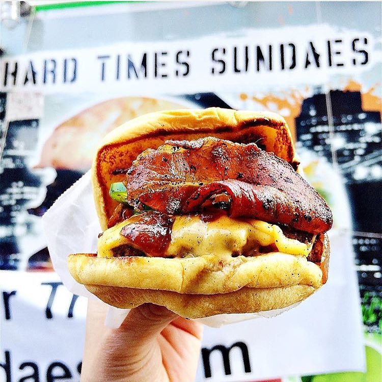 Now open! Giant, delicious burgers from Hard Times Sundaes are officially taking #UrbanspaceVanderbilt by storm! 
#eatUrban #eeeeeats #burgers photo by @hungry_gypsy